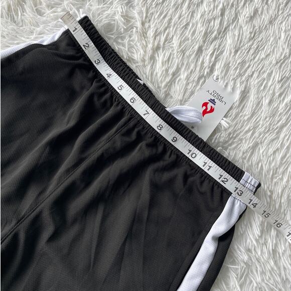 NWT LIBERTY PRO Training Short Black and white Boys Youth Sz YL NWT - Picture 6 of 8